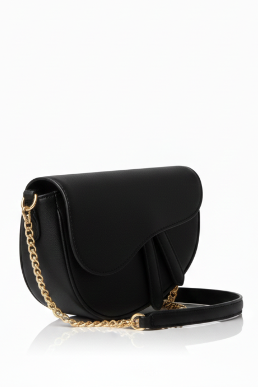 Onyx Crescent Chain Saddle Bag